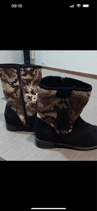 Botins castanhos tamanho 39