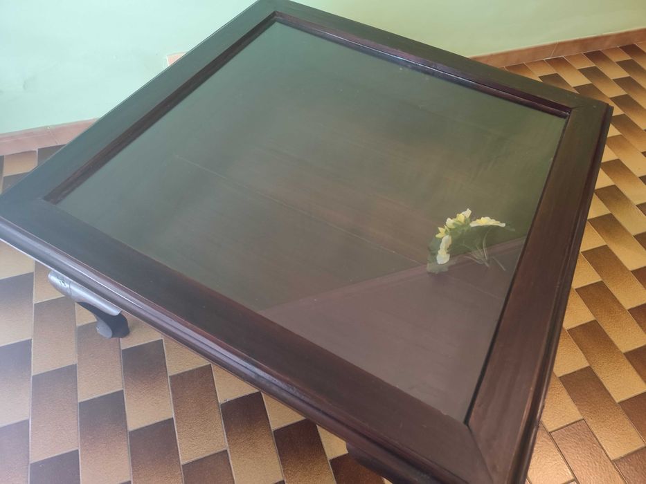 Mesa de centro quadrada