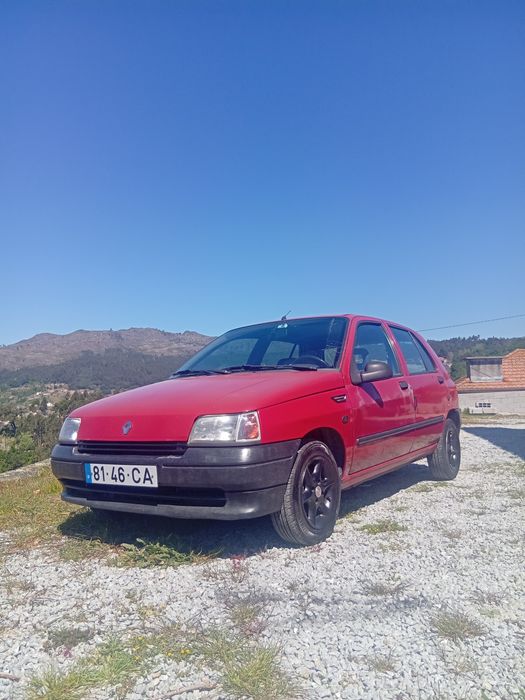 Vendo este Clio ano 93