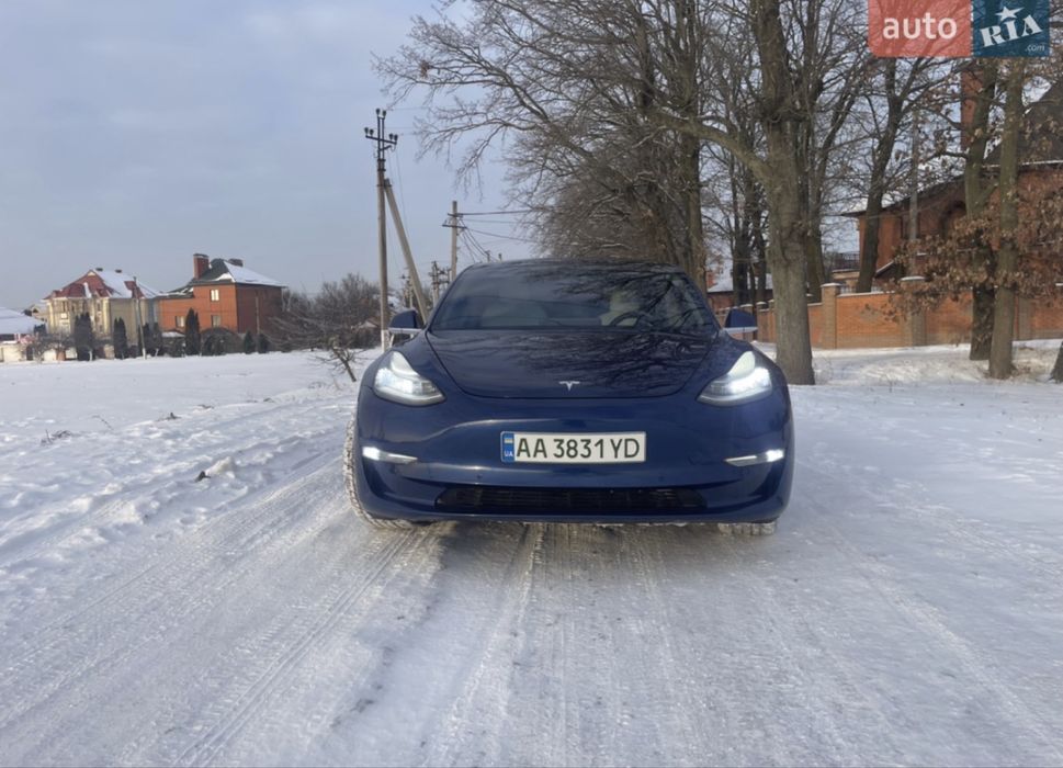 Tesla Model 3 2020 54 квт