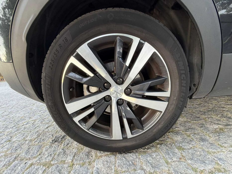 Peugeot 3008 1.2 Puretech GT Line EAT8 130 cv - Gasolina e GPL