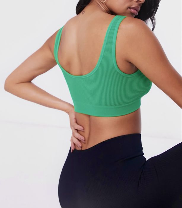 Krótki top sportowy crop prążkowany Zara