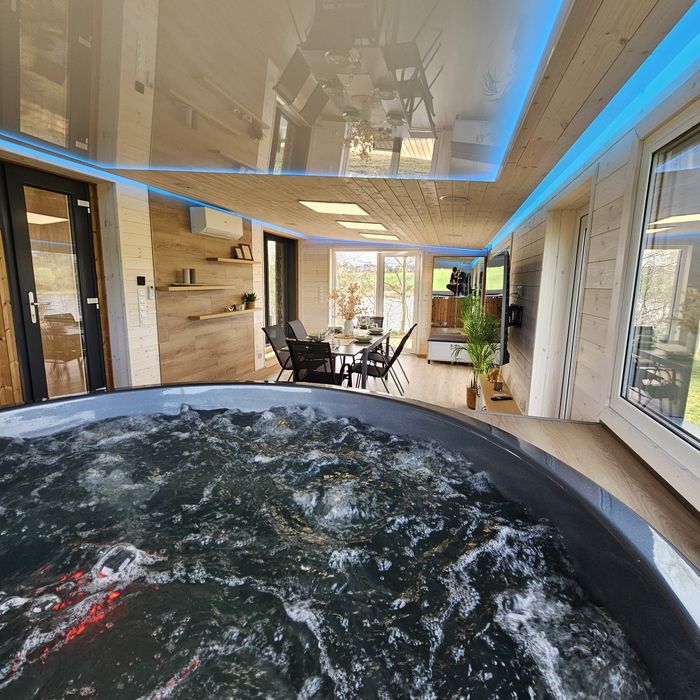 Domek nad jeziorem  jacuzzi  sauna  wędkowanie jazdy konne kaszuby