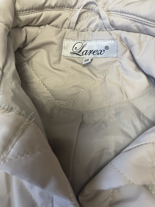 Жіноча стьобана куртка-жакет Larex, р. 38, стан нової