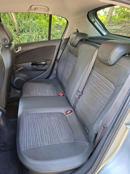 Opel corsa  1.2  Versão eco