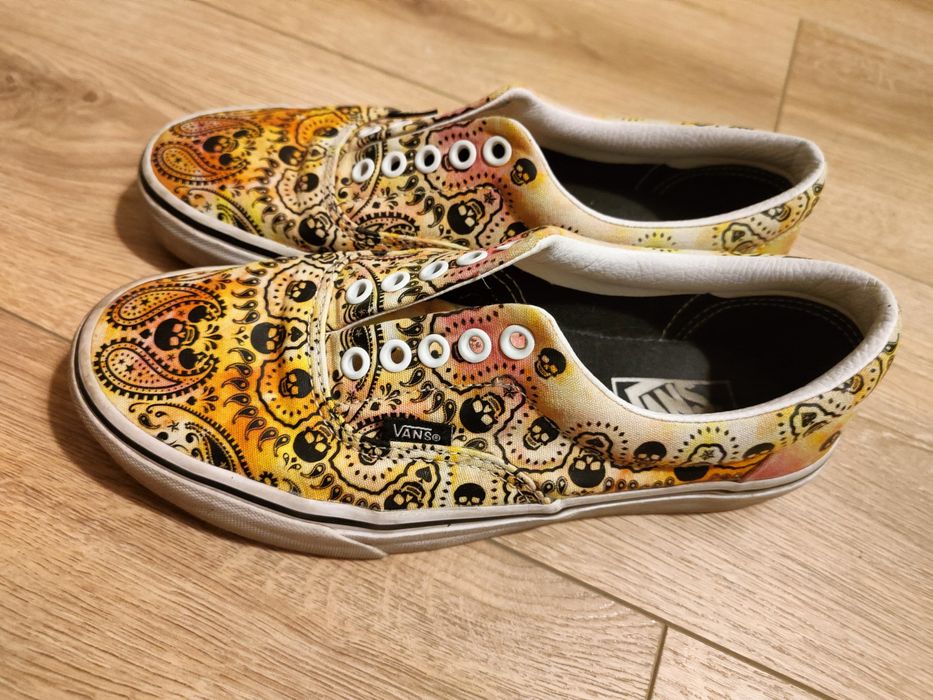 Buty Vans w czaszki