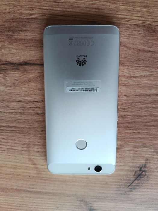 Smartfon Huawei Nova