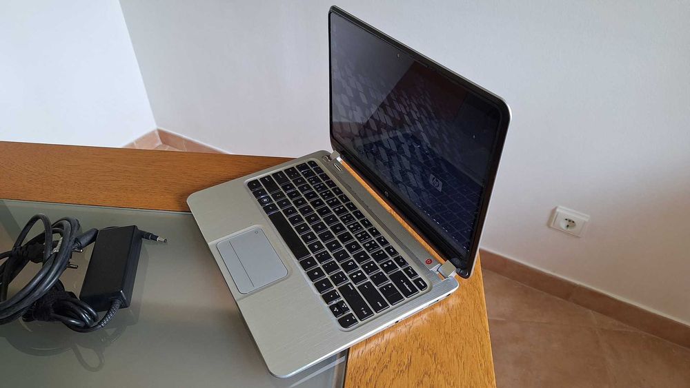 HP SpectreXT Pro13- Core i5 2.6GHz- 4GB Ram- SSD 128GB- Win11