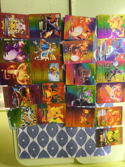 Sprzedam kolorowe karty pokemon 20 szt.