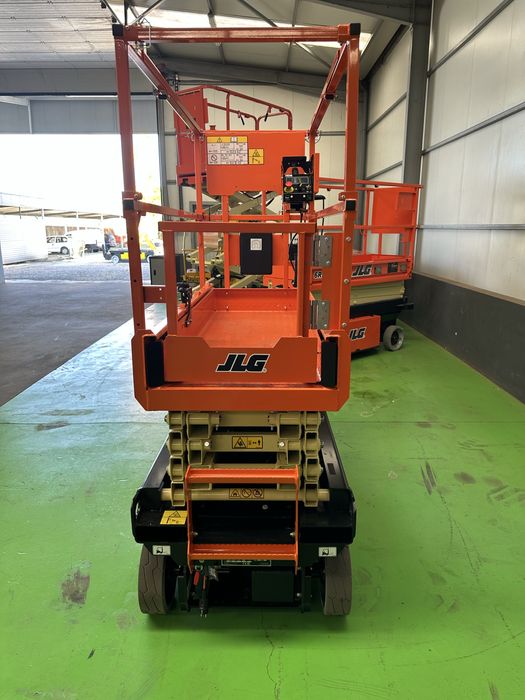 Plataforma Elevatoria Tesoura eletrica JLG 8 metros Nova