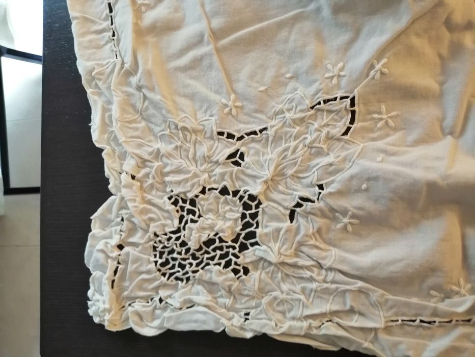 Toalha bordado da Madeira