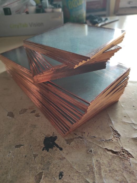 Szkło nieowinięte miedzią