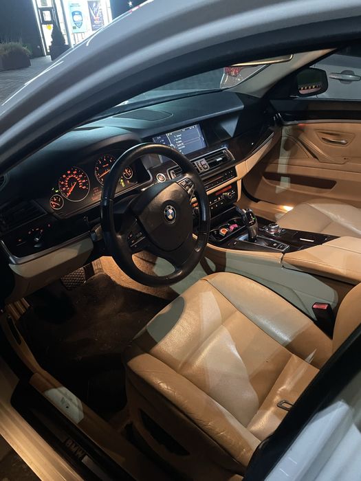 Продам бмв ф10хороший стан один підкрас