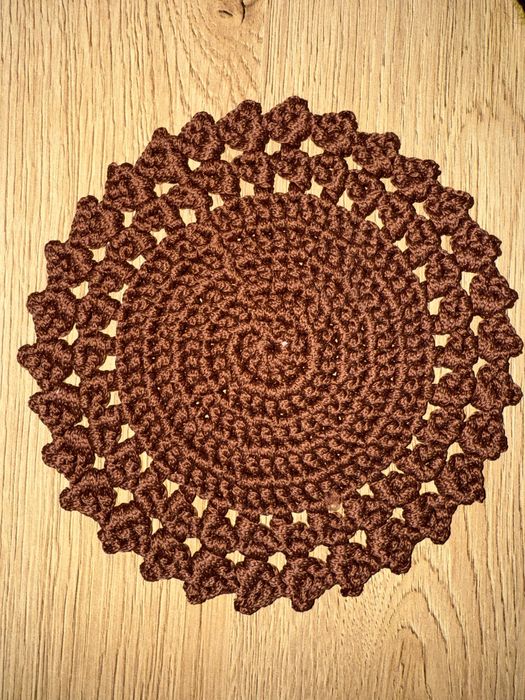 Uniwersalna podkładka BOHO | EcoSplot – Szydełko | Pod kubek, świecę, kwiaty