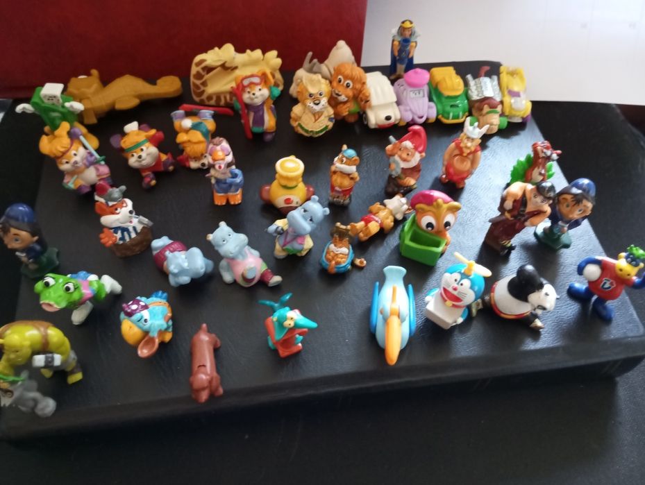 Bonecos Ferrero, MPG, brindes kinder antigos