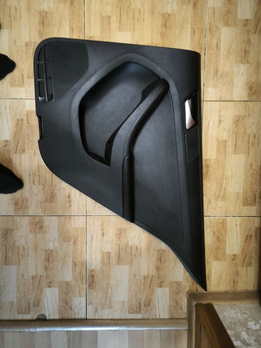 Карт двері права зад джета 2015 jetta mk6