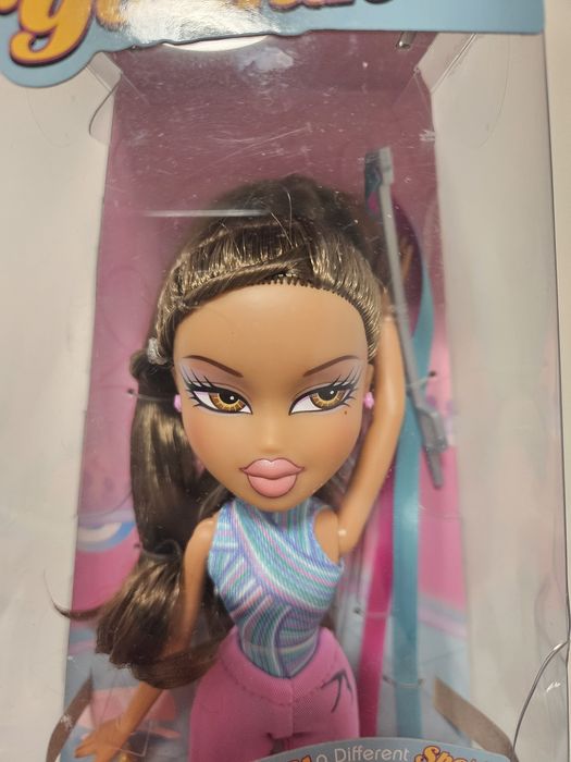 Лялька BRATZ Play Sportz Гімнастка Ясмін