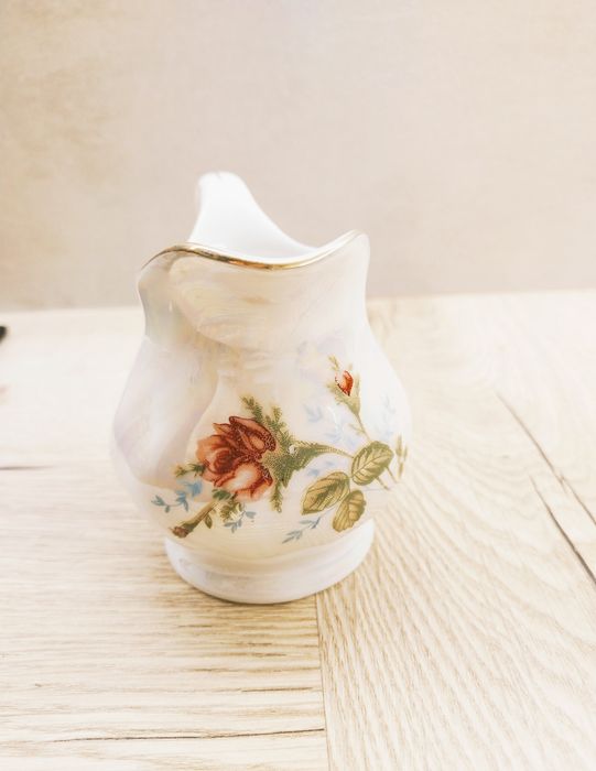Mlecznik porcelana Korona