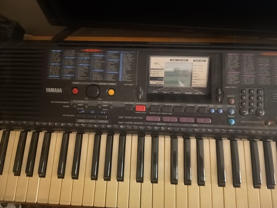 Używany Kibord  YAMAHA