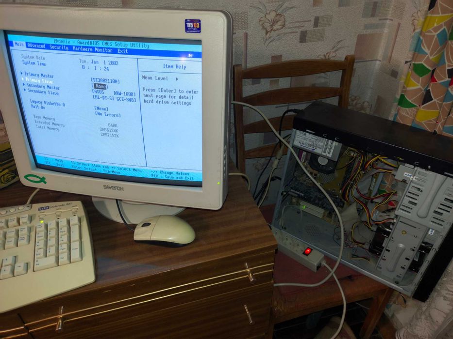 Системник б/у на запчасти Athlon XP 1050 MHz