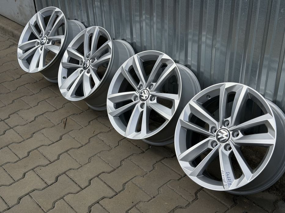 Диски оригінал Volkswagen 5/112 R17 7J ET43 супер стан 4шт