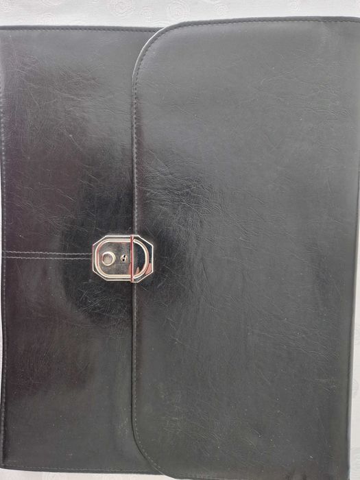 Aktówka/biwuar, kolor czarny