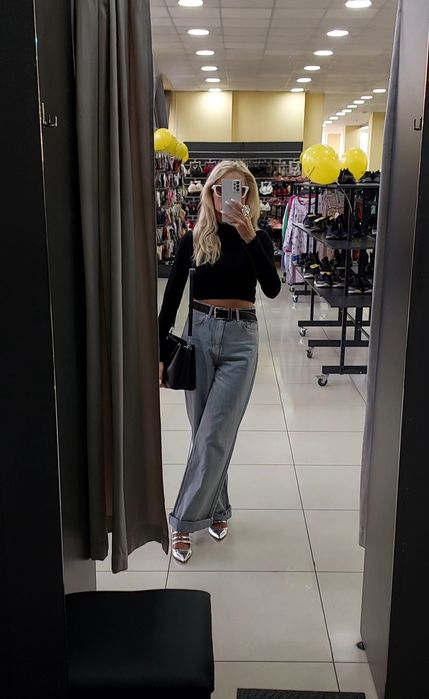 Пакет вещей на девушку, размер С