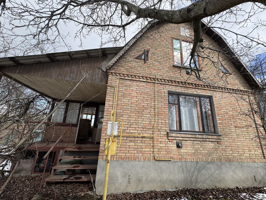 Продаж дачного будинку у с. Пирогівці