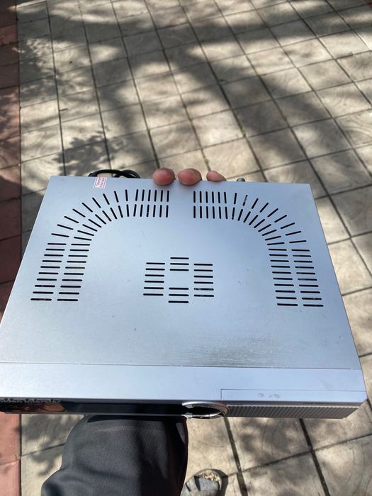 Спутніковий тюнер