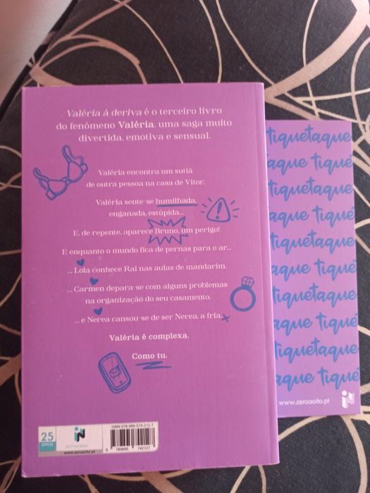 Varia livros da Valéria
