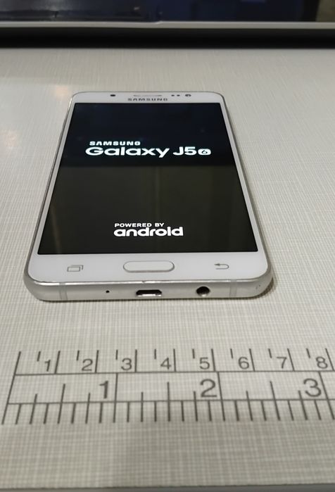 Samsung Galaxy j5 телефон смартфон