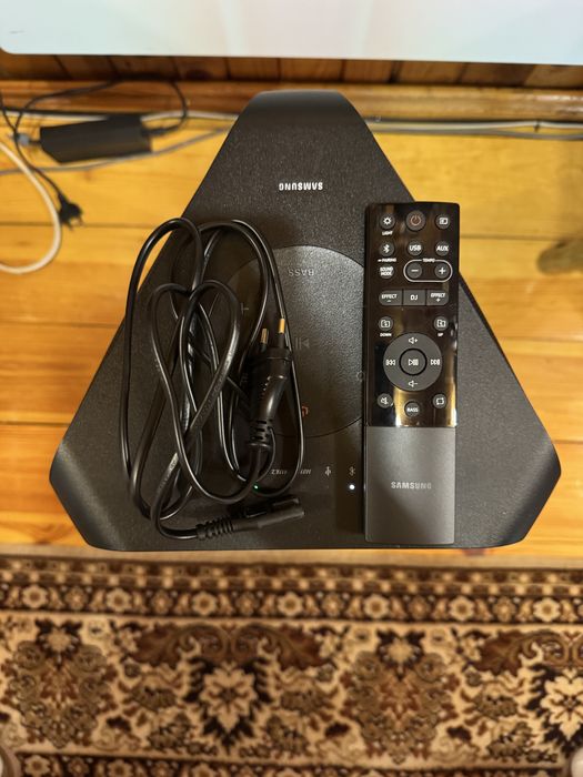 Мобільна акустична система Samsung Sound Tower MX-ST40B