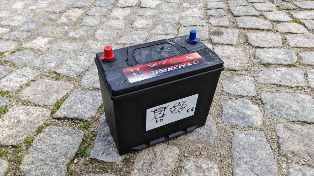 Bateria nova - 45 Ah - 300A