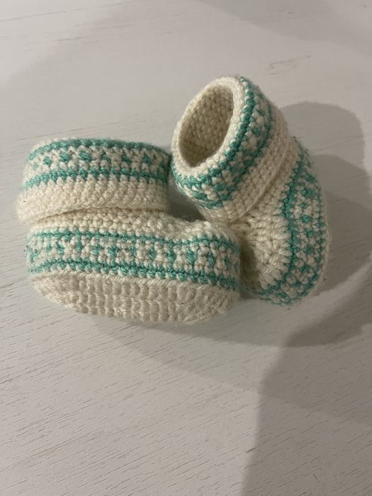 Теплий костюм та черевички