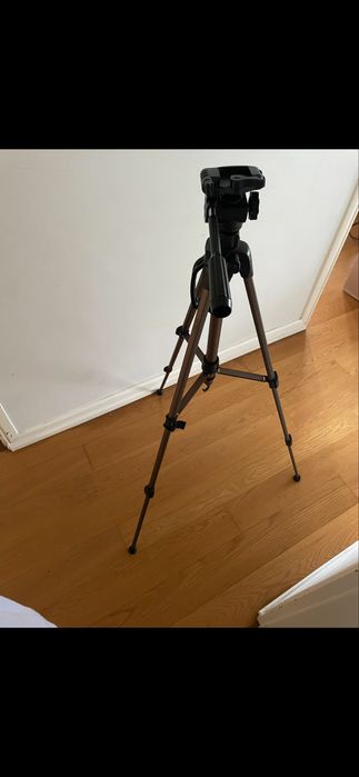 Tripé universal, como novo