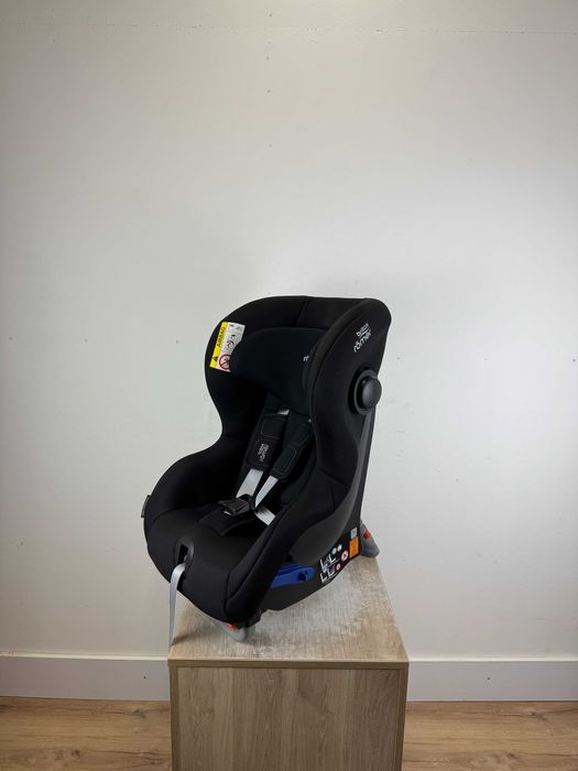 Fotelik samochodowy Britax Romer Max-Way Plus Black Series 9-25kg
