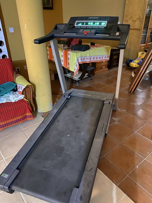 Passadeira Pro-Form + ofereco bicicleta