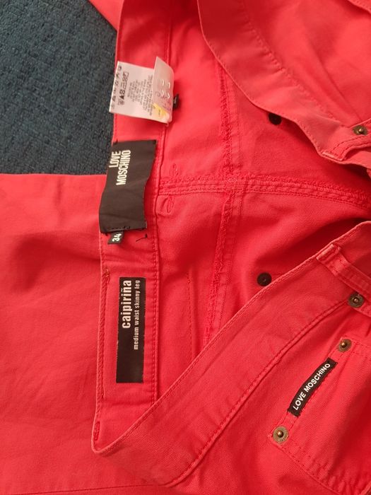 Calças Moschino vermelho modelo caipirinha skinny