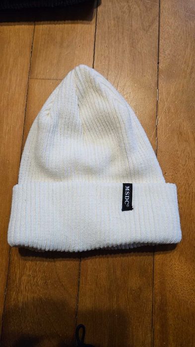 Czapka zimowa biała MSDC