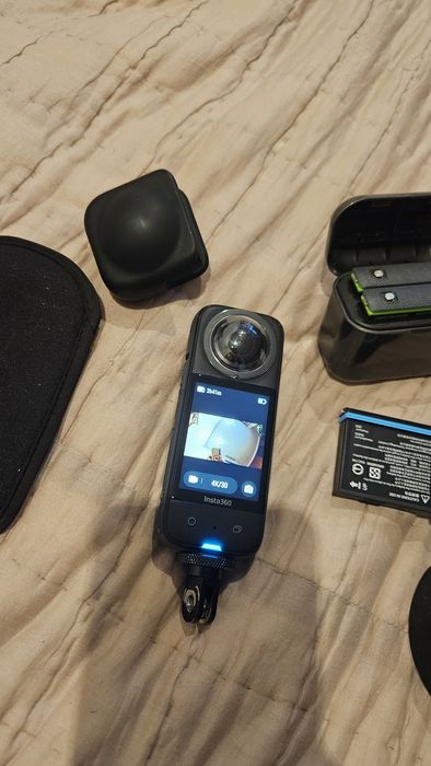 Camera insta360 x3 + acessórios