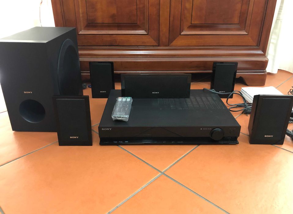 Home Cinema DVD Sony 5.1 canais 600W