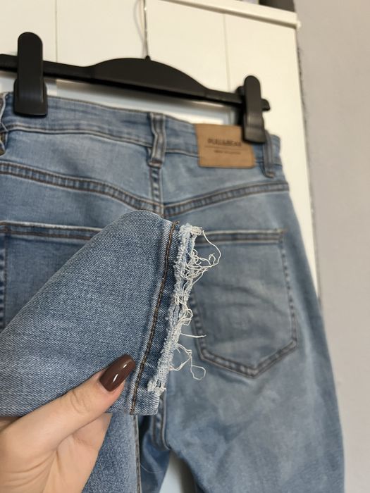 Spodnie jeansowe high waist XS pull&bear