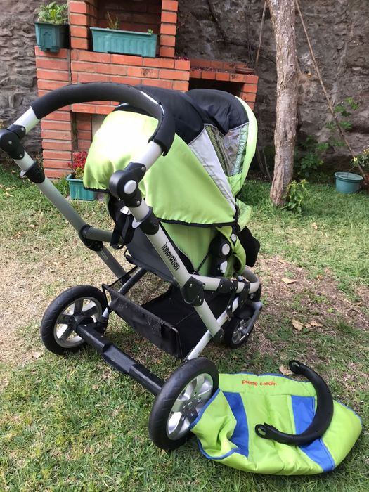 Carrinho de bebé Pierre Cardin  innovation