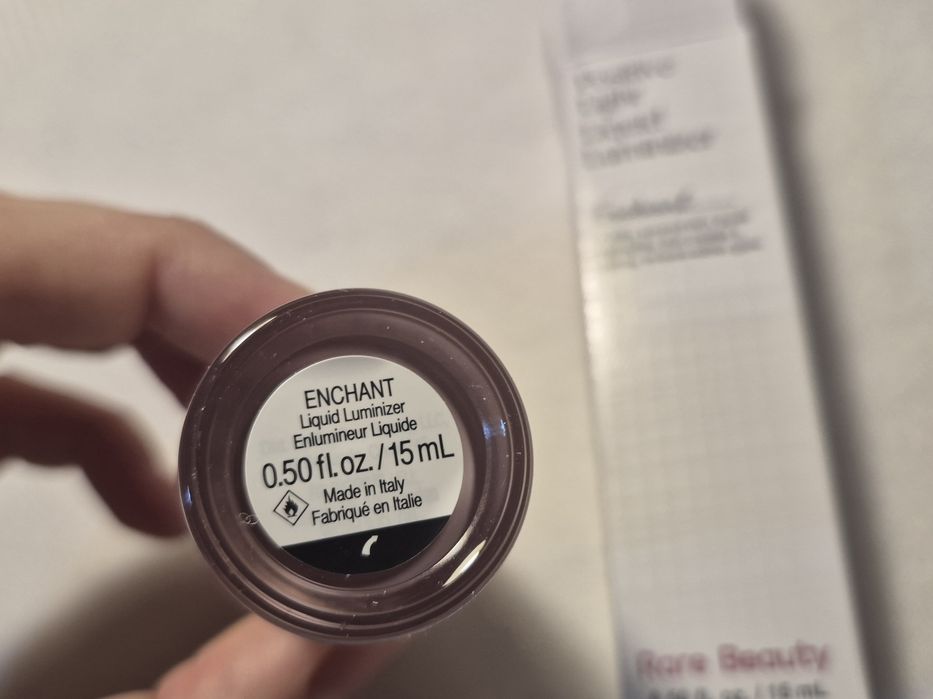 Rare Beauty Positive Light Liquid Luminizer New Rozświetlacz w Płynie
