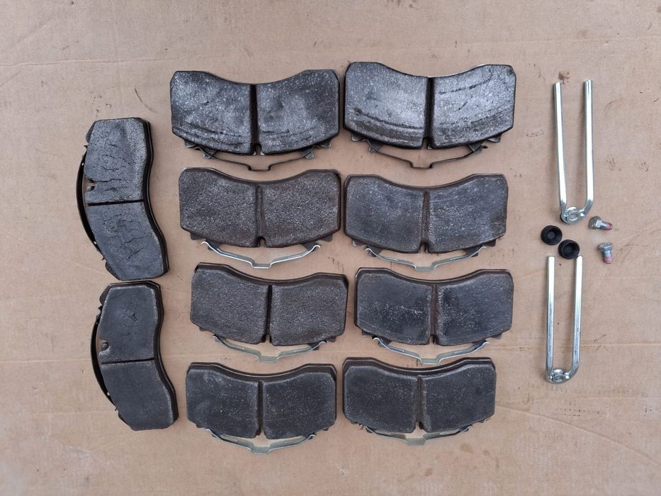 Гальмівні колотки до напів прицепа SHMITS