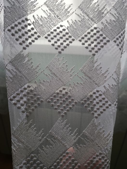 Продам тюль висота 1,90 см.