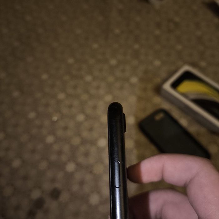 Spszedam iPhone SE 2020 64 gb