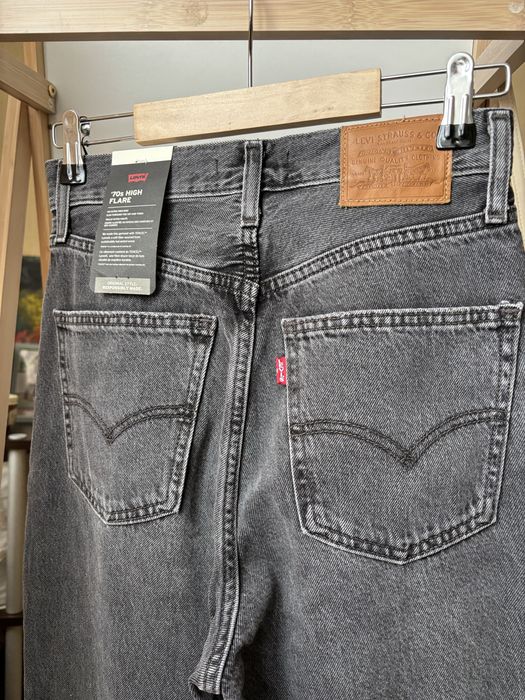 Джинси жіночі  levi’s flare нові