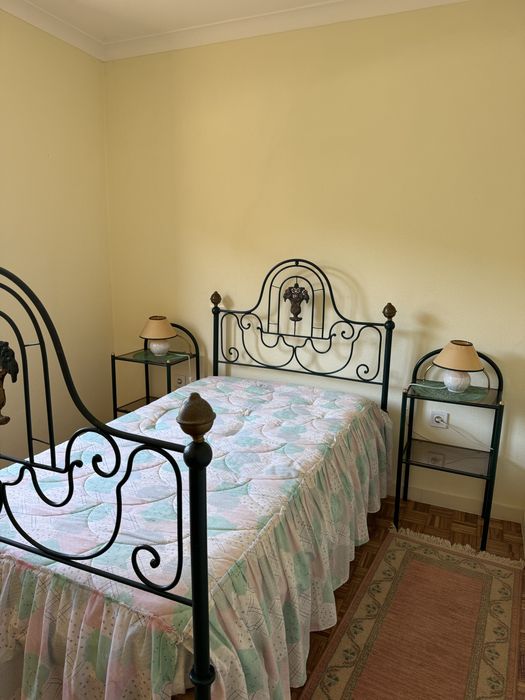 Cama solteiro ferro