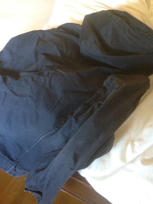 Granatowa kurtka Abercrombie & Fitch z kapturem